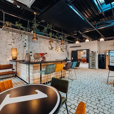 Cowool Aparthotel *
